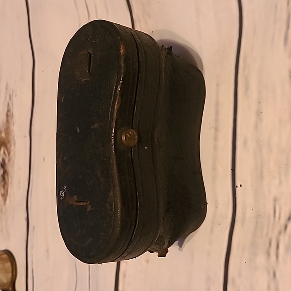 Antique Mother of Pearl Opera Glasses with Case - Picture 7 of 7